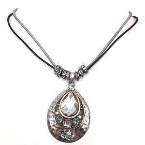 Vintage Laura Ashely Hammered Silver Tone Teardrop Pendant Cord Chain